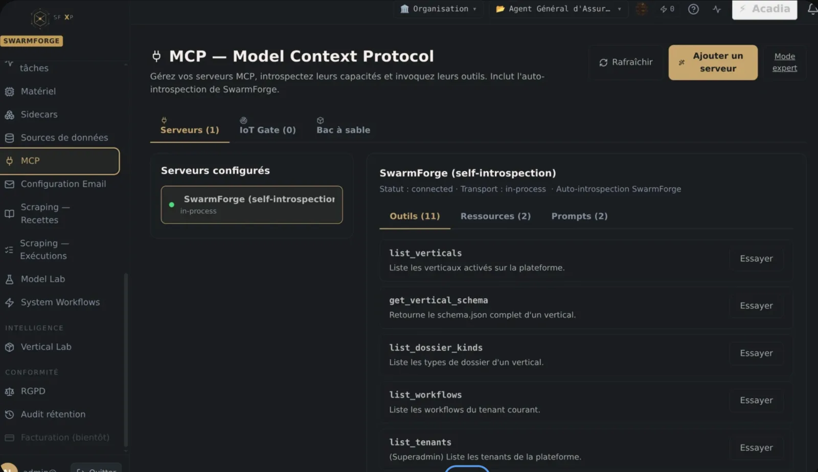 Page MCP (Model Context Protocol) de SwarmForge : serveur auto-introspecté, 11 outils exposés, onglets Serveurs / IoT Gate / Bac à sable.
